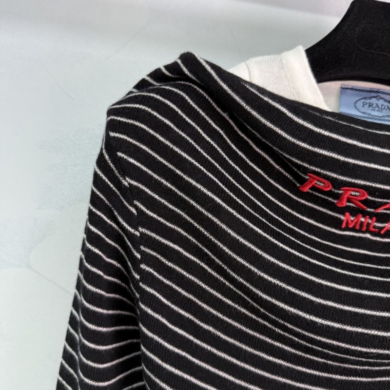Pra*a sweaters